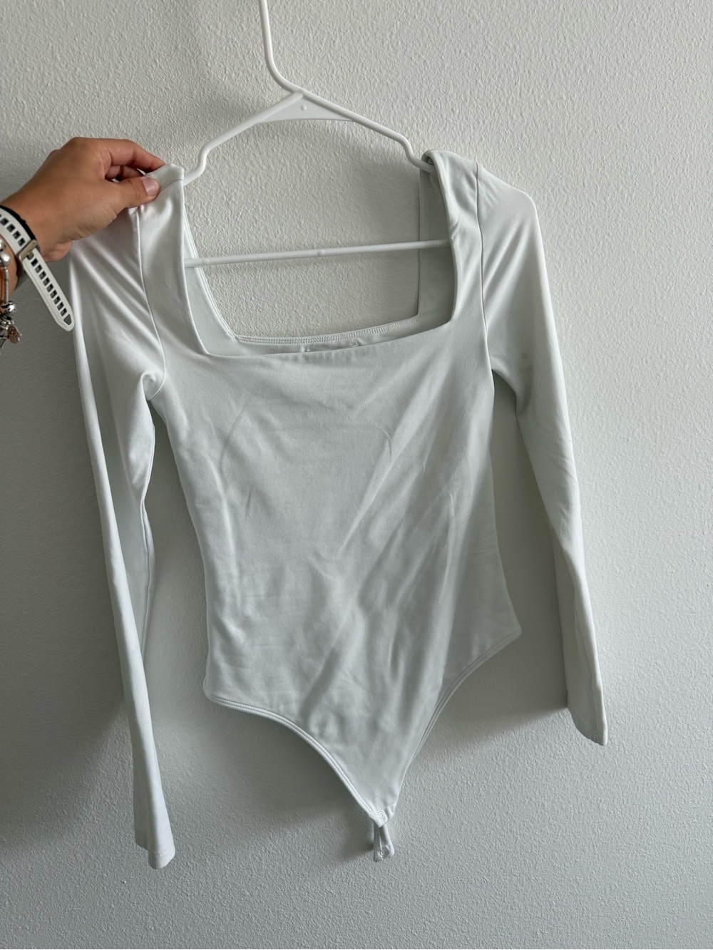 Babaton White Long-Sleeve Square Neck Bodysuit